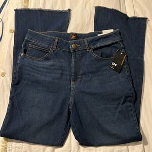Woman’s Lee jeans NWT